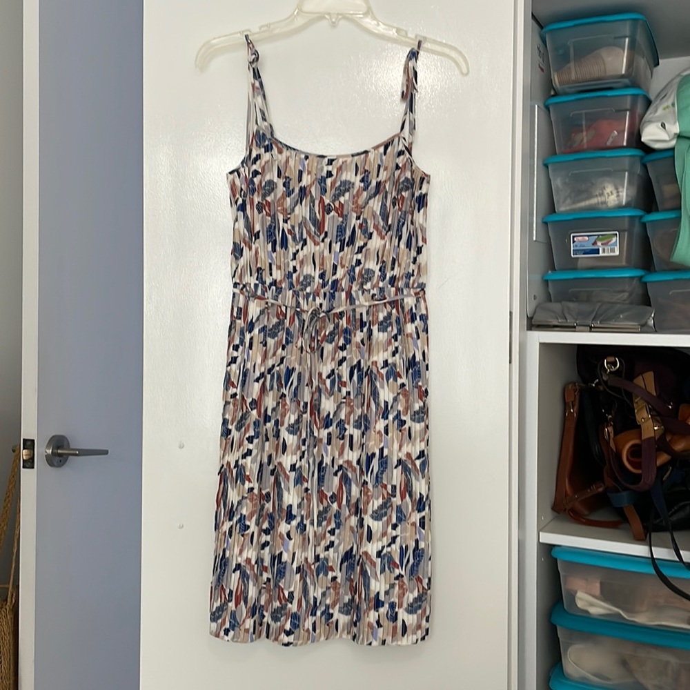 Banana Republic Spaghetti Straps Pleated Print Dress